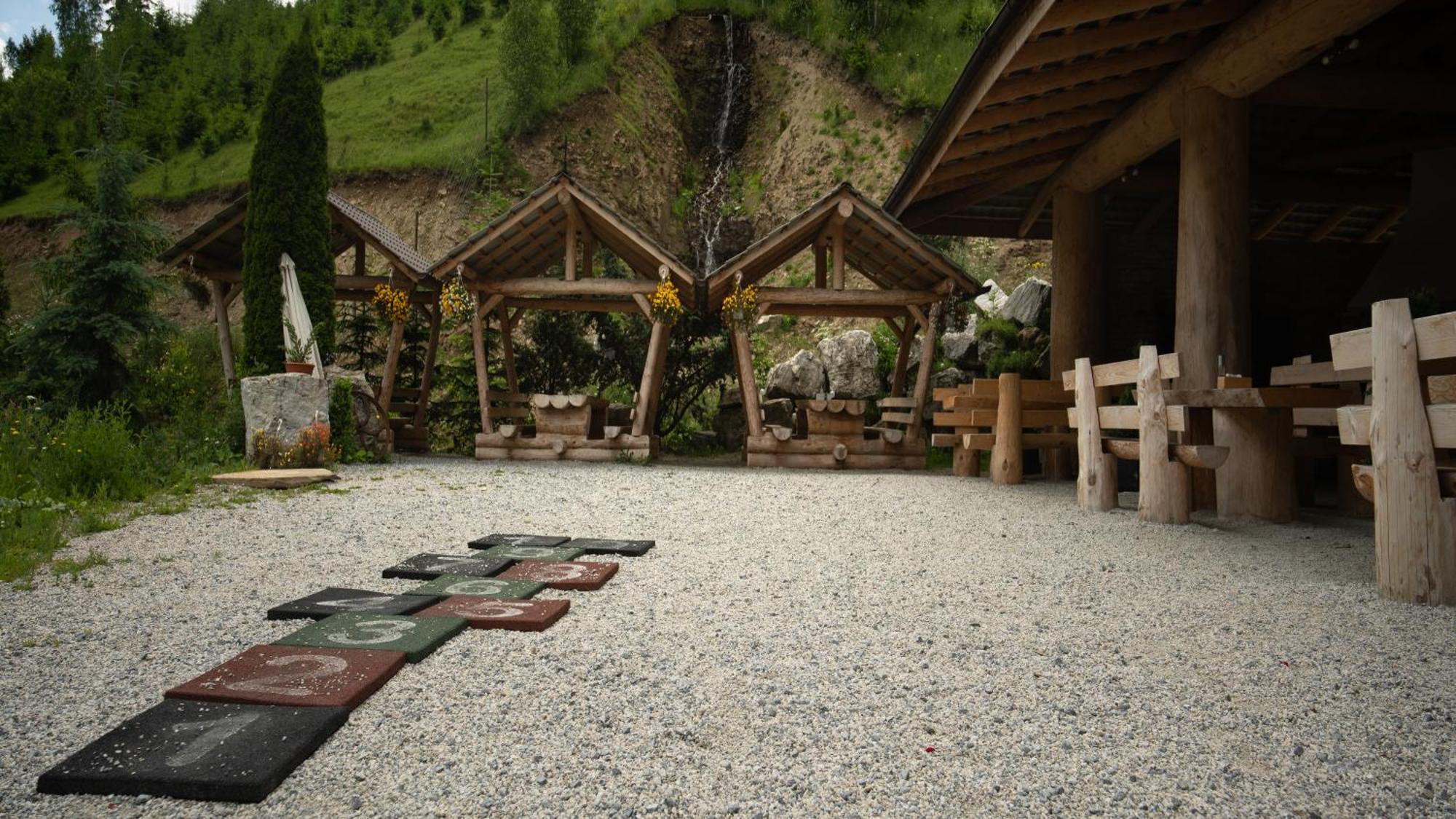 Pensiunea Poiana Izvoarelor Vatra Dornei Exterior foto